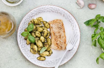 Gnocchi-au-pistou,-dos-de-cabillaud-grillé