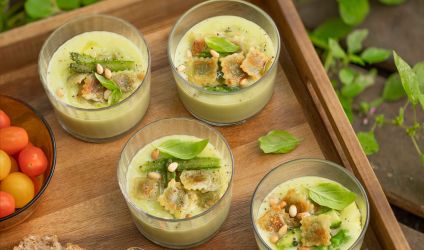 verrines-ravioles-a-poeler-3-fromages-et-creme-asperges