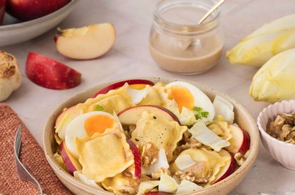 rvi-nos-pates-fraiches-comte-aop-12-mois-daffinage-en-salade-d-endives-oeuf-mollet-pommes-et-no