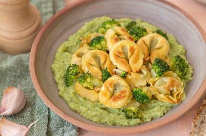 cappelletti-a-poeler-basilic-mozzarella-creme-de-brocolis