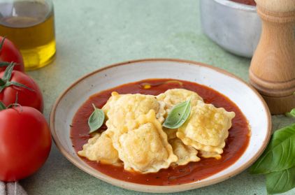 rvi-nos-pates-fraiches-boursin-ail-fines-herbes-sauce-tomates-cuisinee-aux-herbes-de-provence
