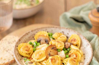 cappeletti-a-poeler-jambon-emmental-petits-pois-a-la-creme