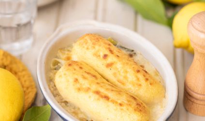quenelles-brochet-sauce-aigre-douce-fondue-poireaux