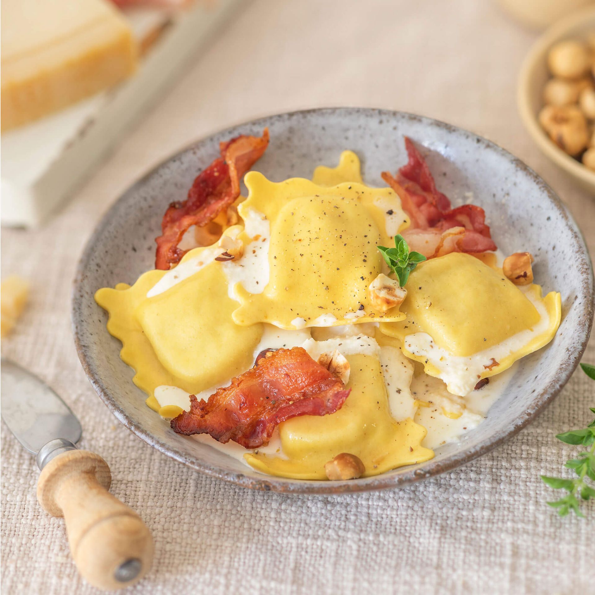 grandes-ravioles-ce-pes-sauce-parmesan